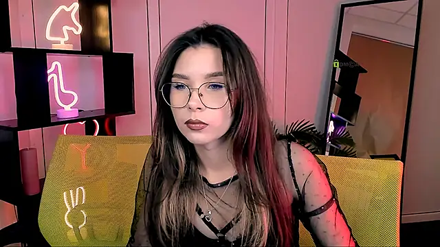 lily morty online show from October 2025 07:13:02 PM