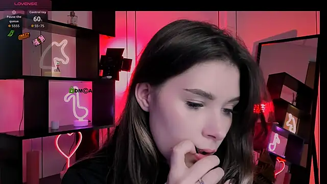 lily morty online show from November 2025 07:30:02 PM