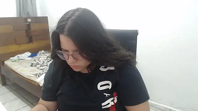 isanhaiaka online show from November 2025 02:43:02 AM