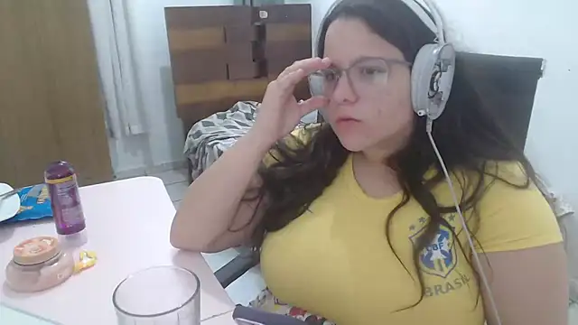 isanhaiaka online show from November 2025 07:01:02 PM