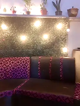 wyatt 3 online show from October 2025 10:51:02 PM