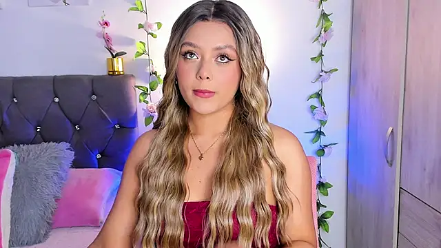 isajonnes18 online show from October 2025 02:55:01 AM