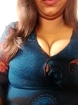 Snapshot of Dimplegirl chatting on October 2025 10:13:02 AM Dimplegirl online show from October 2025 10:13:02 AM