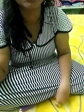 Snapshot of Dimplegirl chatting on November 2025 03:39:01 AM Dimplegirl online show from November 2025 03:39:01 AM