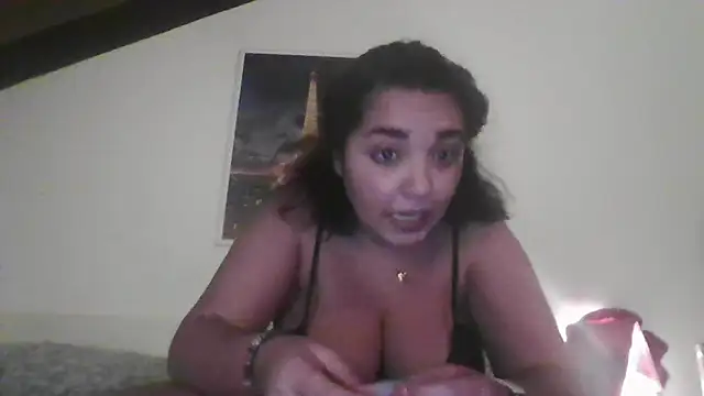 LadySophia03 online show from November 2025 04:31:02 PM