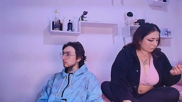 annyharriis online show from September 2025 03:43:01 AM