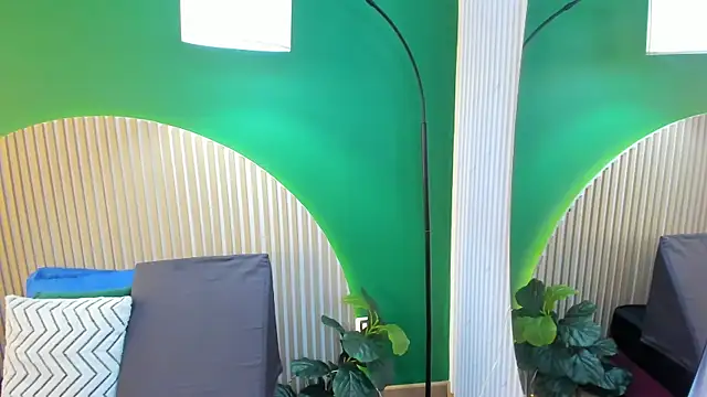 halleylorens online show from September 2025 07:13:02 AM