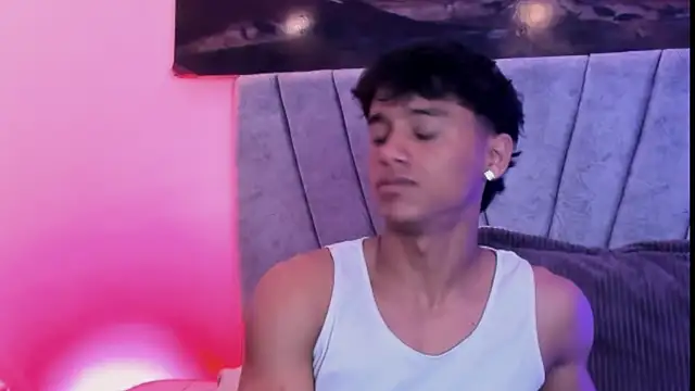 ZYZZ1312 online show from November 2025 07:34:02 PM