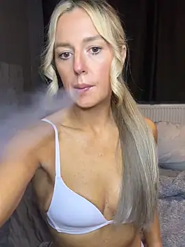 sammie-99 online show from September 2025 07:48:01 PM