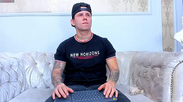 Scott Clark online show from December 2025 11:04:01 AM