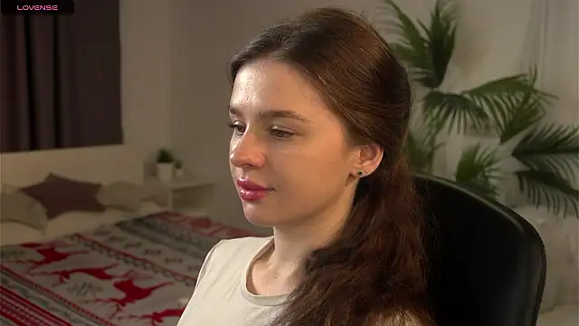 Snapshot of Olivia_Farrell chatting on March 2026 01:35:02 PM Olivia Farrell online show from March 2026 01:35:02 PM