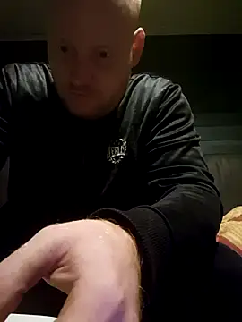 Snapshot of svenni2525 chatting on October 2025 10:47:01 PM svenni2525 online show from October 2025 10:47:01 PM