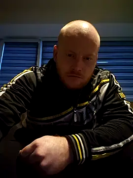 Snapshot of svenni2525 chatting on October 2025 04:20:02 PM svenni2525 online show from October 2025 04:20:02 PM