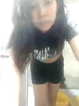 Sweet-Beerry online show from April 2026 06:19:02 AM