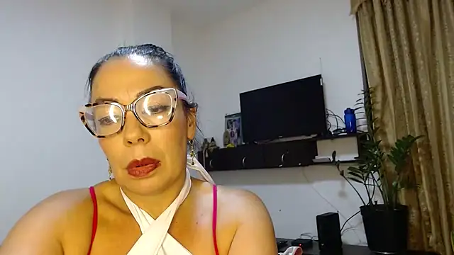 naiaratobon   online show from October 2025 07:29:01 AM