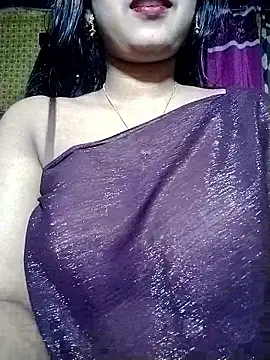 Snapshot of Hot-Hot chatting on January 2026 04:28:02 AM Hot-Hot online show from January 2026 04:28:02 AM
