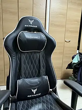 jiji9253 online show from January 2026 12:54:01 PM