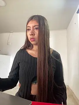 Sara-cooper2 online show from October 2025 05:25:02 PM