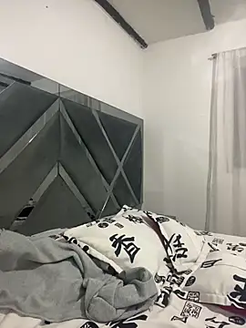 Sara-cooper2 online show from April 2026 09:39:33 PM