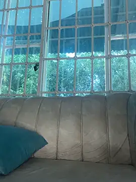 SophieD online show from September 2025 12:32:01 PM