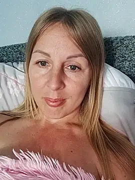 LunaSugarX online show from September 2025 11:33:01 AM