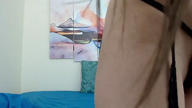 FLAKIS18 online show from October 2025 09:53:01 PM