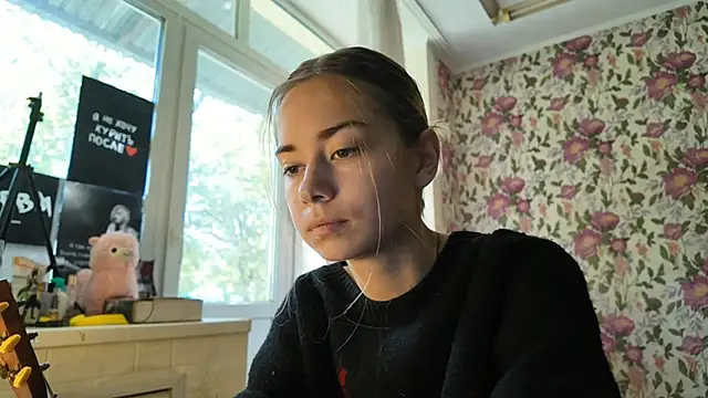 Witching Moon online show from September 2025 08:47:01 AM