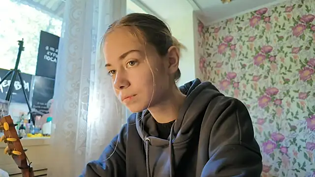 Witching Moon online show from September 2025 07:41:01 AM