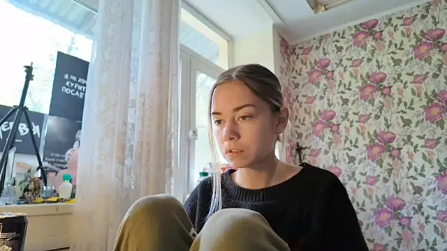 Witching Moon online show from September 2025 08:16:01 AM