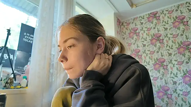 Witching Moon online show from September 2025 07:54:01 AM