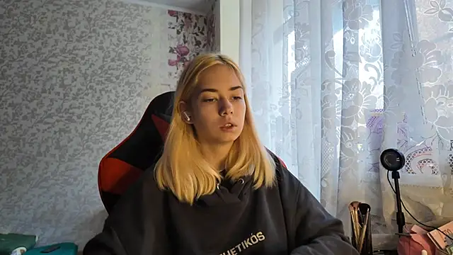 Witching Moon online show from October 2025 07:28:01 AM