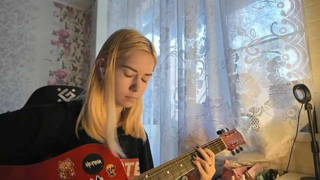 Witching Moon online show from October 2025 07:19:02 AM