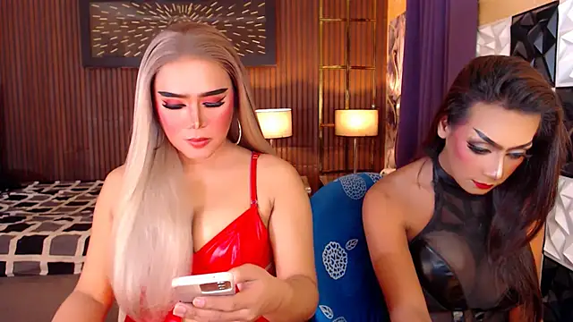 Snapshot of SeductiveAshleyTS chatting on April 2026 07:08:02 PM SeductiveAshleyTS online show from April 2026 07:08:02 PM