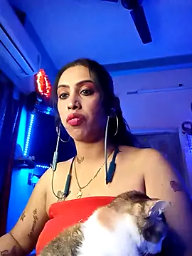 Snapshot of Love_Beauty01 chatting on February 2026 06:56:02 PM Love Beauty01 online show from February 2026 06:56:02 PM