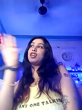 Snapshot of Love_Beauty01 chatting on March 2026 06:58:02 PM Love Beauty01 online show from March 2026 06:58:02 PM