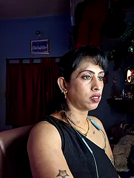 Love Beauty01 online show from April 2026 06:56:02 PM