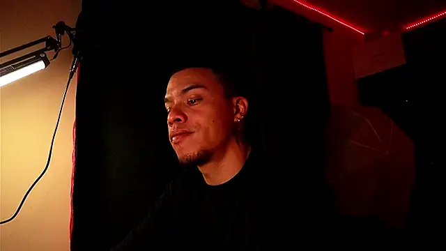 AlphaMasterXxx online show from October 2025 06:11:02 AM