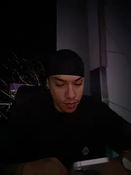 AlphaMasterXxx online show from November 2025 05:40:01 AM