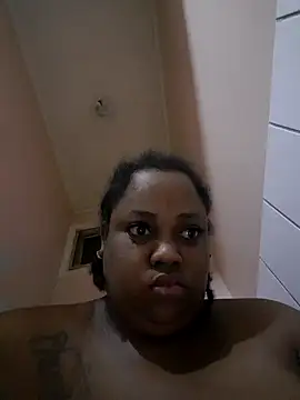 Karamelsaus online show from October 2025 07:12:01 AM