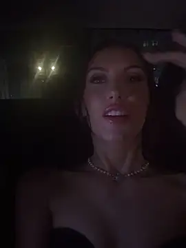 MilaRenee online show from September 2025 09:58:01 PM