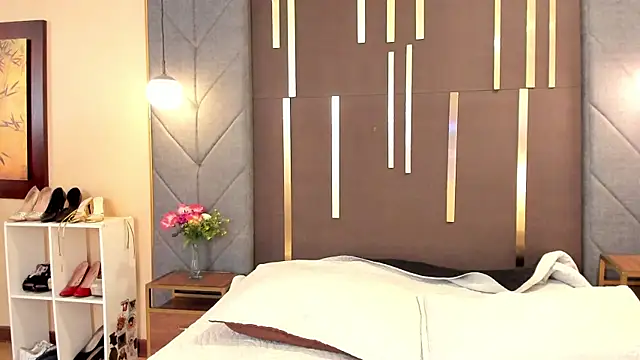 Snapshot of OliviGrace chatting on February 2026 09:22:02 PM OliviGrace online show from February 2026 09:22:02 PM