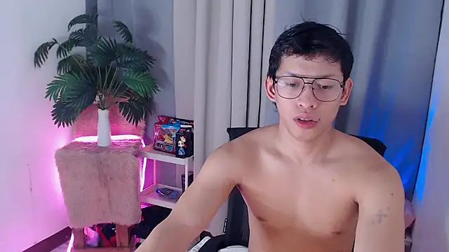 pinkcock froi2305 online show from March 2026 07:01:01 AM