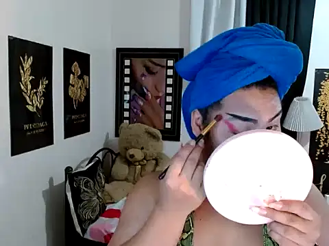 TSbrianaHugeCock online show from April 2026 02:22:01 PM