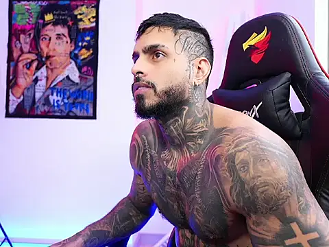 logan hugh8 online show from October 2025 09:47:02 PM