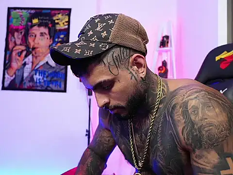 logan hugh8 online show from October 2025 06:03:02 AM