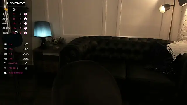 Dark Moni online show from October 2025 02:50:02 AM