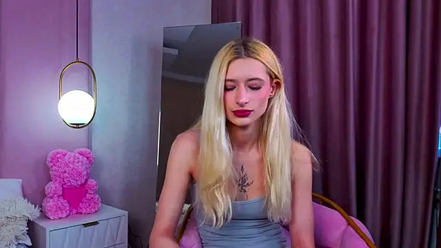 Monica Leen online show from November 2025 06:29:02 AM