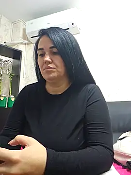 VickyDivinee online show from September 2025 05:15:02 PM