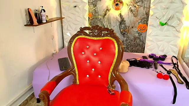 Luciana r online show from October 2025 10:00:02 PM