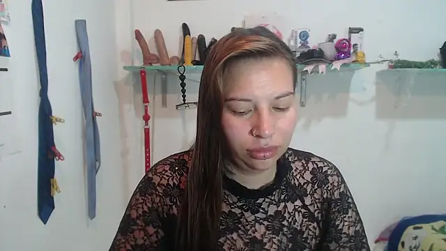 cloequeen15 online show from September 2025 10:17:01 AM